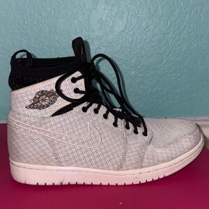 Air Jordan 1 Retro Ultra High White Black 8 in Men’s